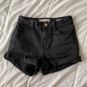 PACSUN BLACK DENIM SHORTS